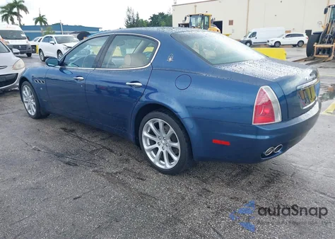 2005 Maserati Quattroporte z USA, uszkodzony, nr VIN ZAMCE39A950020326